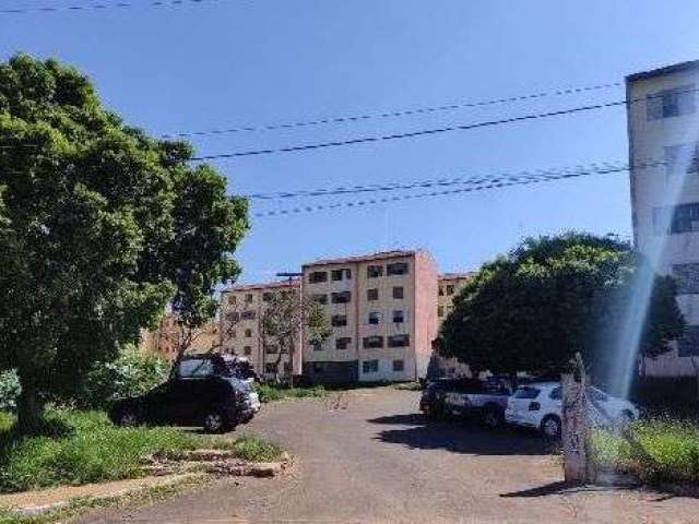 Apartamento com 2 dormitórios à venda, 45 m² por R$ 57.312,86 - Conjunto Habitacional Paulo Lúcio Nogueira - Marília/SP