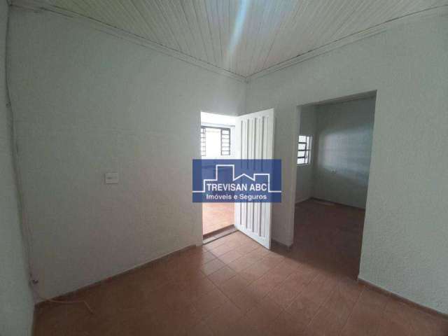 Casa à venda no Planalto/SBC; 01 Dorm.; 02 vagas; Quintal; 122m²