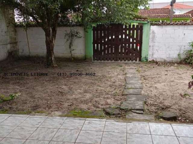 Casa para Venda em Itanhaém, Jardim Suarão, 1 dormitório, 1 banheiro, 8 vagas