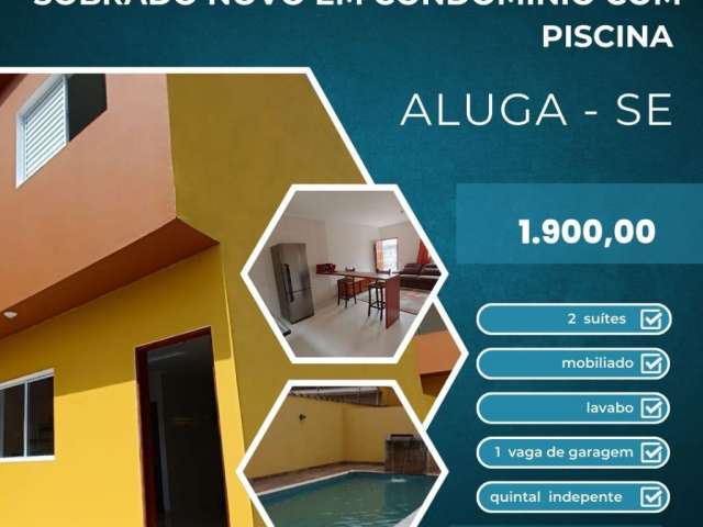 Sobrado novo com 2 suítes em condominio com piscina