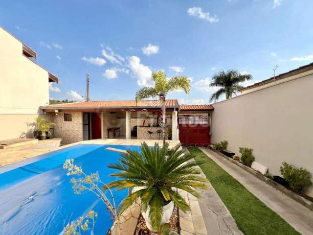 Casa para Venda em Sumaré, Parque Manoel de Vasconcelos, 3 dormitórios, 2 banheiros, 4 vagas