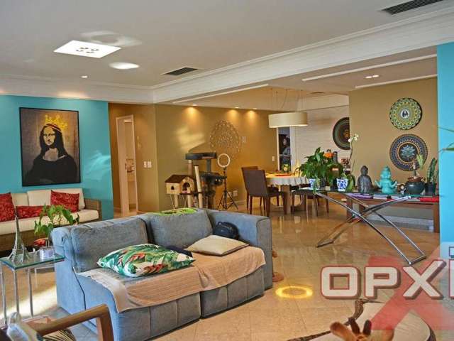 Apartamento na Praia da Barra da Tijuca  -  Golden Green