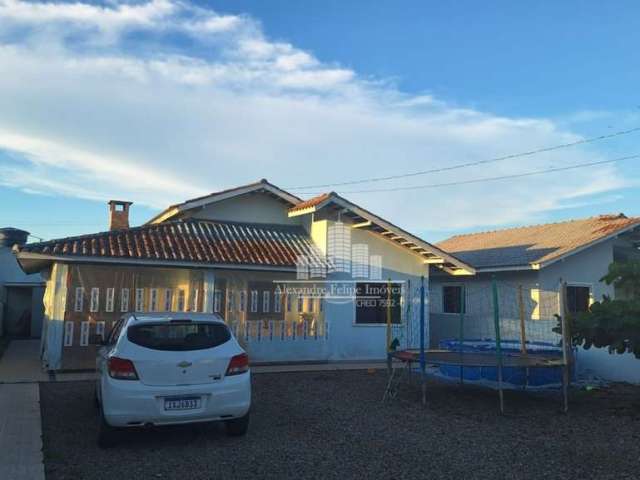 Casa com 3 quartos à venda na Loteamento Albatroz, Praia do Ervino, São Francisco do Sul, 100 m2 por R$ 450.000