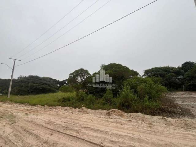 Terreno à venda na Av. Claudiomiro Vizoto, Praia do Ervino, São Francisco do Sul por R$ 215.000