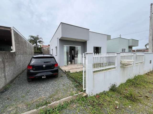 Casa com 2 quartos à venda na Av. Claudiomiro Vizoto, Praia do Ervino, São Francisco do Sul, 52 m2 por R$ 270.000