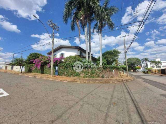 Casa com 3 dormitórios à venda, 230 m² por R$ 880.000,00 - Jardim Santana - Americana/SP