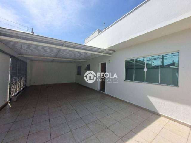 Casa com 3 dormitórios para alugar, 76 m² por R$ 2.360,08/mês - Cidade Jardim II - Americana/SP