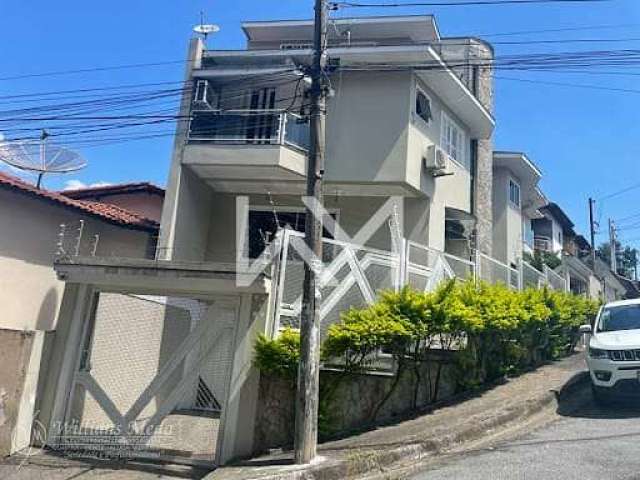 Sobrado comercial ou residencial com 4 quartos, sendo 2 suítes em Jardim Santa Mena  -  Guarulhos