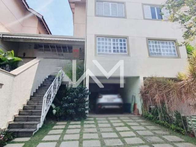 Sobrado à venda 170 M2, 3 quartos , 1 suíte, condomínio fechado, ótima localização, Ponte Grande, G