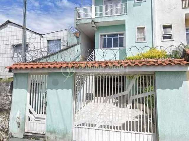 Linda casa assobradada de três andares com excelente vista, próximo às rodovias Fernão Dias e Presi