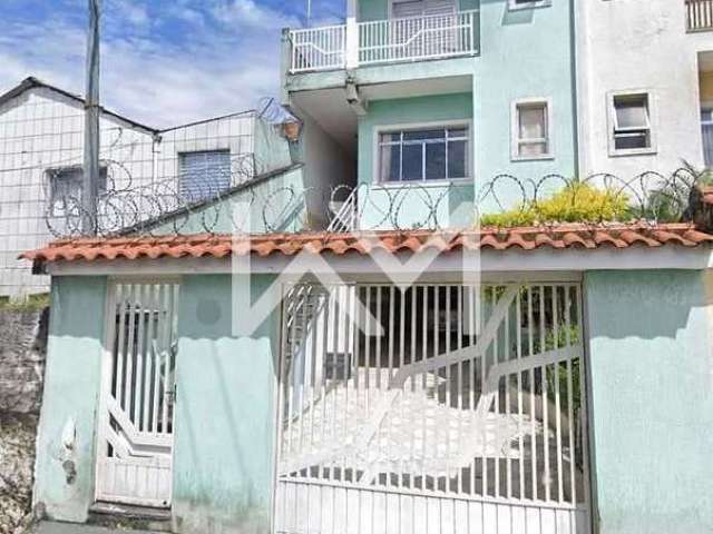 Linda casa assobradada de três andares com excelente vista, próximo às rodovias Fernão Dias e Presi