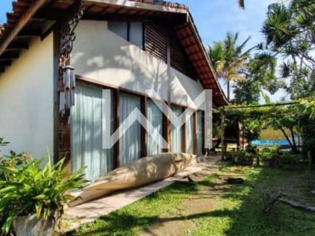 Excelente casa com proximidade às praias mais belas de Ubatuba, estrada asfaltada, muito conforto e