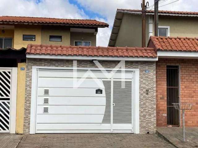 Sobrado à Venda no Jardim Santa Clara – 3 Quartos com 1 Suíte e Excelente Localização