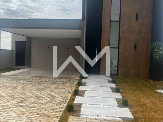 Sobrado à Venda, Condomínio Villa Real de Bragança, com 3 suítes e 4 vagas em Bragança Paulista, SP