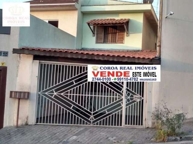 Casa à venda em Arthur Alvim, São Paulo-SP: 2 quartos, 2 salas, 2 banheiros e 2 vagas de garagem!