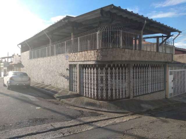 Casa com 4 quartos à venda na Vila Granada, São Paulo , 229 m2 por R$ 790.000