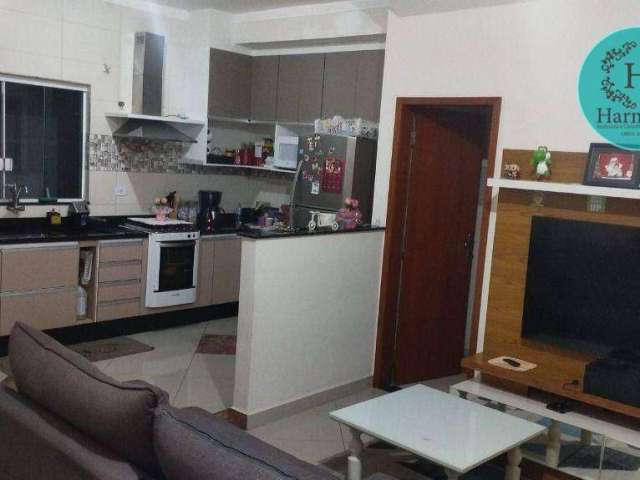 Excelente Sobrado com 2 dorm.sendo 2 suítes situado no Residencial Santo André