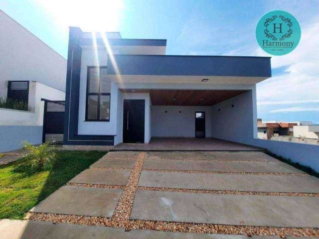 Casa com 3 dormitórios à venda, 130 m² por R$ 850.000,00 - Condomínio Malibu - Caçapava/SP