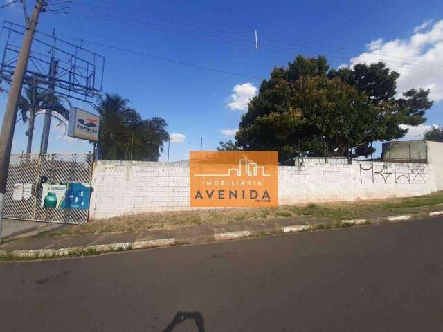 Imóvel comercial à Venda no Jardim Monte Alegre, ao lado da avenida principal