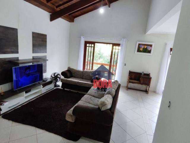 Casa com 3 dormitórios à venda, 280 m² por R$ 900.000 - Barreiro - Mairiporã/SP