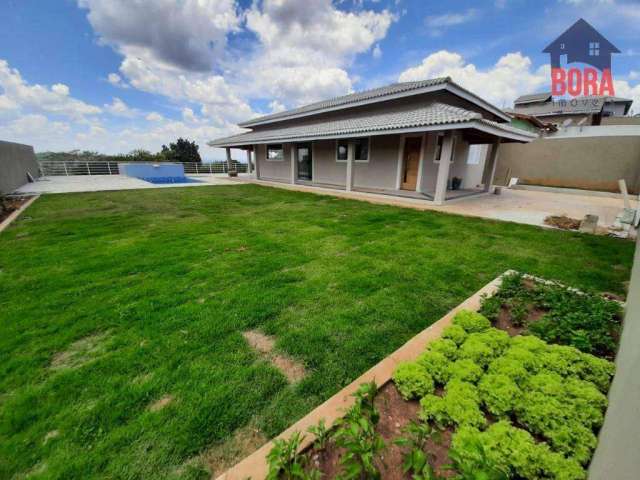 Casa financiável á venda em Terra Preta - Mairiporã.