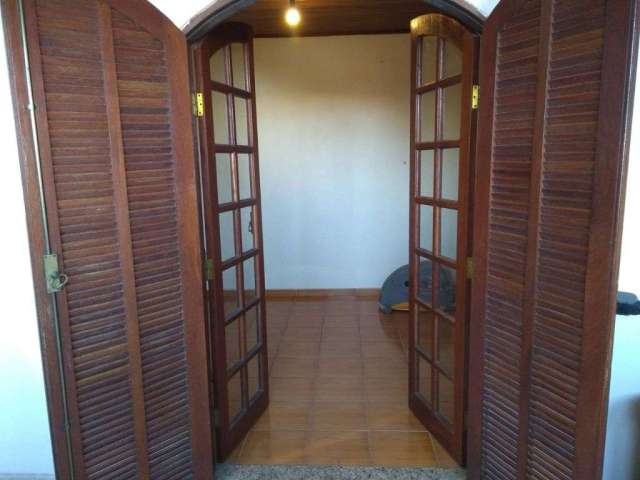 Casa com 3 dormitórios à venda, 100 m² por R$ 399.000,00 - Campestre - Santo André/SP