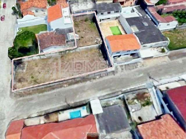 Terreno à venda no Jardim Atlântico, Florianópolis  por R$ 870.000