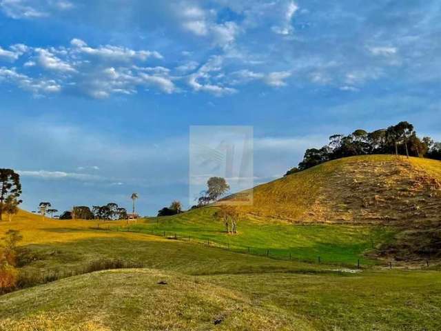 Terreno à venda no Invernadinha, Rancho Queimado  por R$ 10.000.000