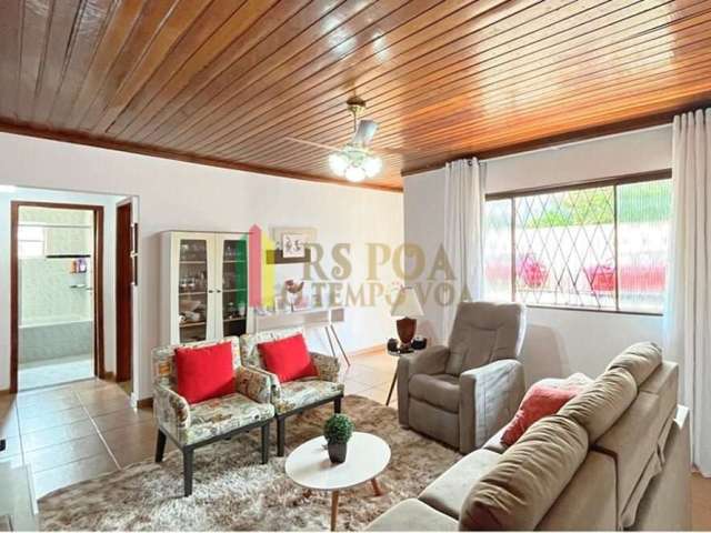 Casa com 2 quartos à venda na Rua Ângelo Passuelo, 480, Vila Nova, Porto Alegre por R$ 299.000