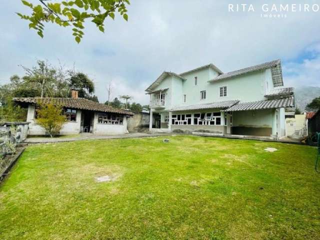 Casa em condomínio fechado com 3 quartos à venda na Rua Carlos Guinle, 953, Carlos Guinle, Teresópolis por R$ 2.999.000