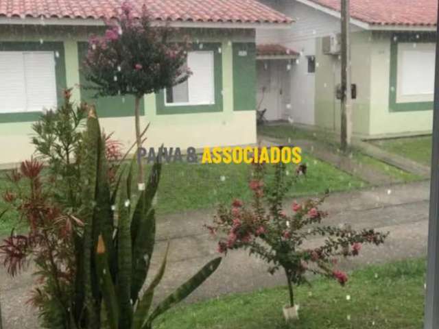 Casa em condomínio fechado com 3 quartos à venda na Olegário Mariano, 231, Três Vendas, Pelotas por R$ 308.000