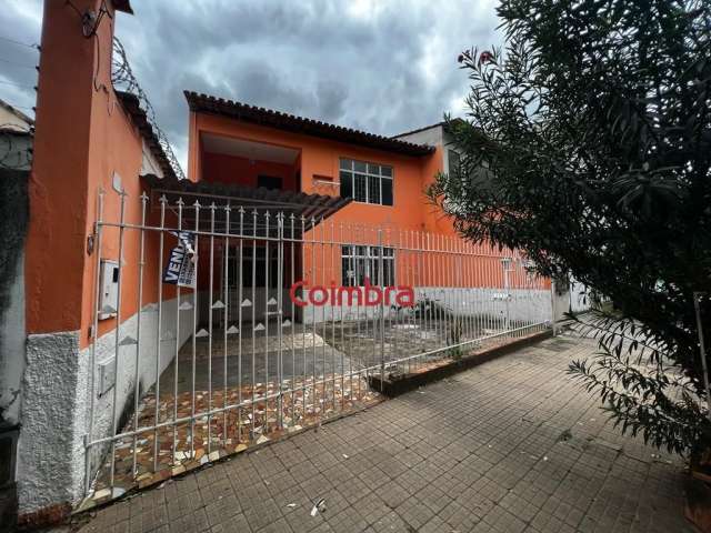 Casa no bairro de Lourdes