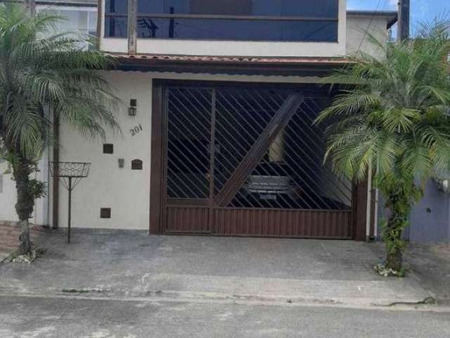 Casa com 3 dormitórios à venda, 220 m² por R$ 750.000 - Residencial Colinas - Mogi das Cruzes/SP