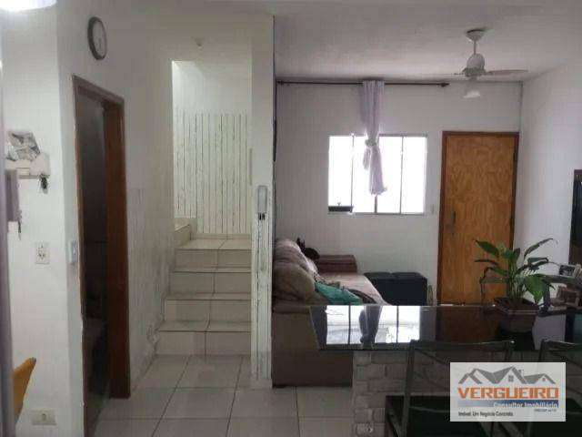 Casa em condomínio no Putim, 2 dorms, preço baixo