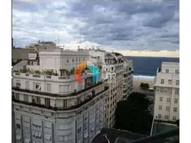 Copacabana, 4 Quartos, 3 banheiros, com 200M², Terraço com Vista Mar, Condomínio de Alto Nível, bai