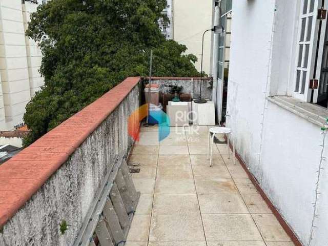 Apartamento 2 quartos, 2 banheiro, terraço.