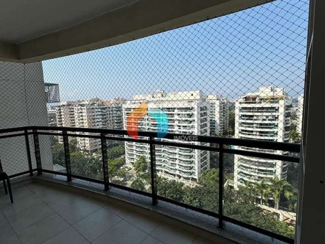 Apartamento padrão à Venda na Barra Olímpica, Cidade Jardim, 3 Quartos (1 suíte ), Varanda, Vaga Co