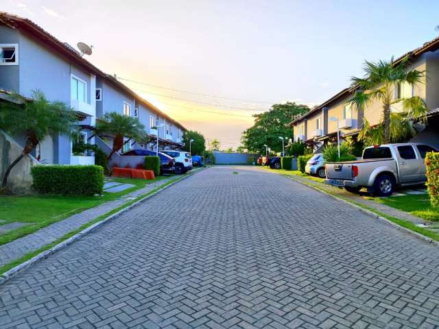 Excelente casa duplex em condomínio