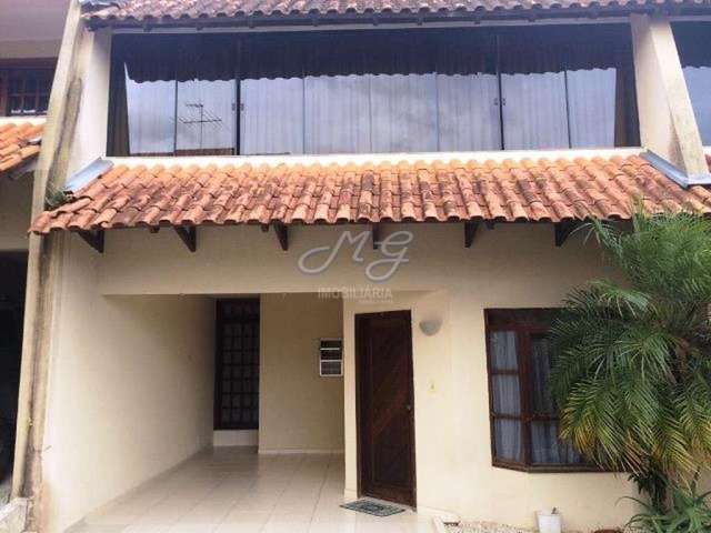 Casa à venda no bairro Jardim Paulista em Campina Grande do Sul/PR