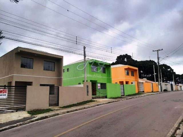 Sobrado à venda no bairro Florestal em Quatro Barras/PR