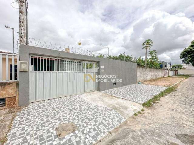 Casa com 3 dormitórios à venda, 200 m² por R$ 420.000,00 - Candelária - Natal/RN