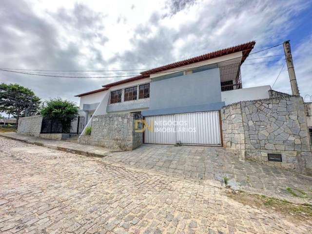 Casa com 4 dormitórios, 401 m² - venda por R$ 800.000,00 ou aluguel por R$ 4.000,00/mês - Lagoa Nova - Natal/RN