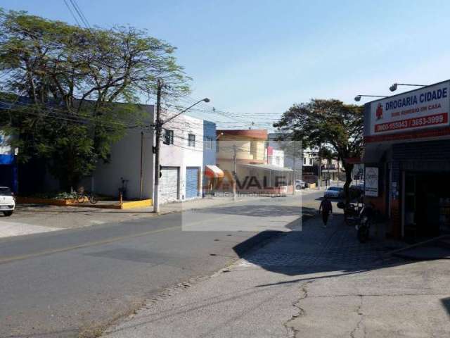 Prédio comercial com 09 salas à venda em Caçapava.