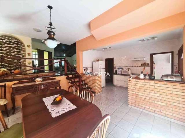 Casa com 3 dormitórios à venda, 220 m² por R$ 1.180.000,00 - Condomínio Granja Olga - Sorocaba/SP