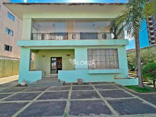 Casa com 8 dormitórios à venda, 318 m² por R$ 1.400.000,00 - Jardim Vergueiro - Sorocaba/SP