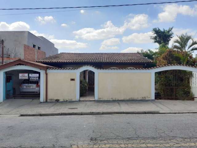 Casa com 3 dormitórios à venda, 300 m² por R$ 860.000,00 - Vila Barcelona - Sorocaba/SP