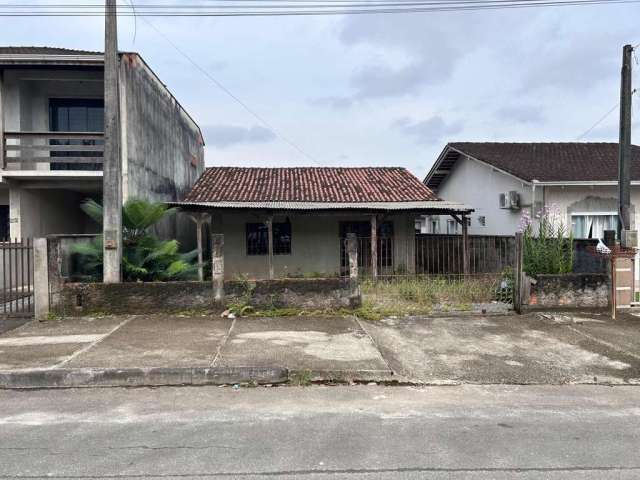 Casa para Venda em Joinville, Vila Nova