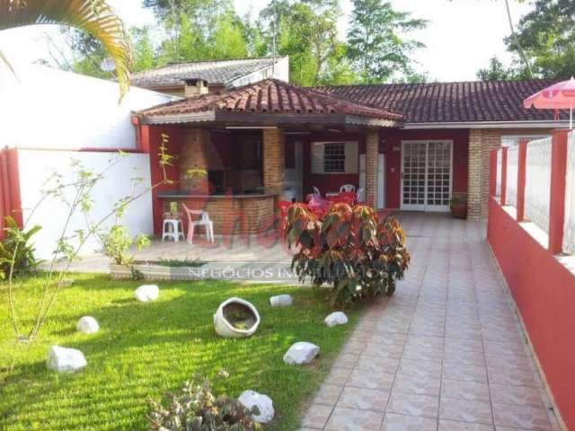 Vende-se | duas casas | verde mar.