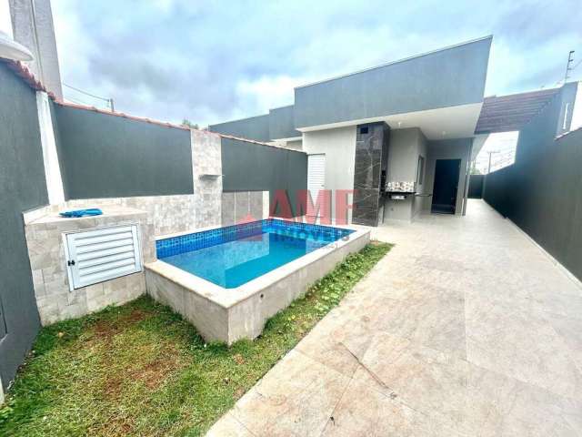 Casa com Piscina em Itanhaém/SP