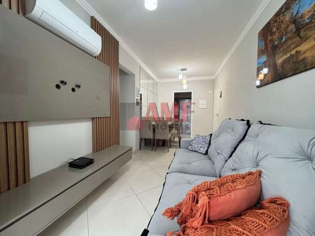 Apartamento padrão com excelente localização em Praia Grande